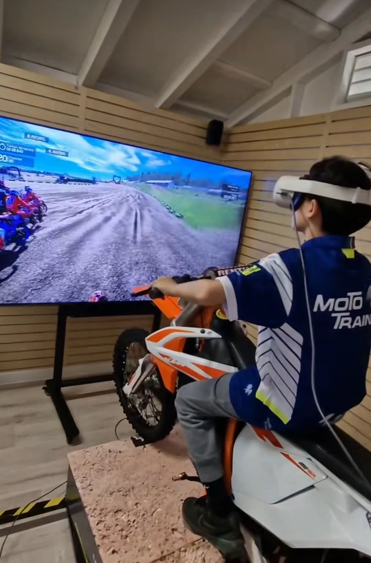 Esperienza sul simulatore Moto Trainer per motocross